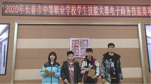 点击在新窗口中打开图片