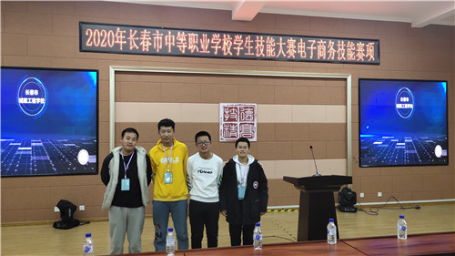 点击在新窗口中打开图片